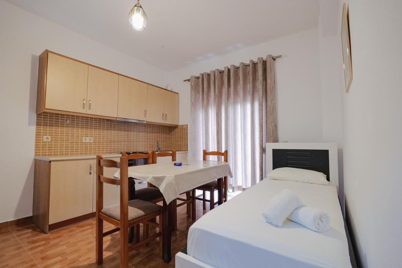 Apartments & Hotel Eleanna Σαράντα Εξωτερικό φωτογραφία