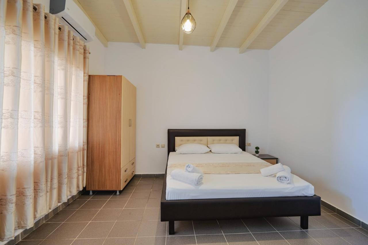 Apartments & Hotel Eleanna Σαράντα Εξωτερικό φωτογραφία