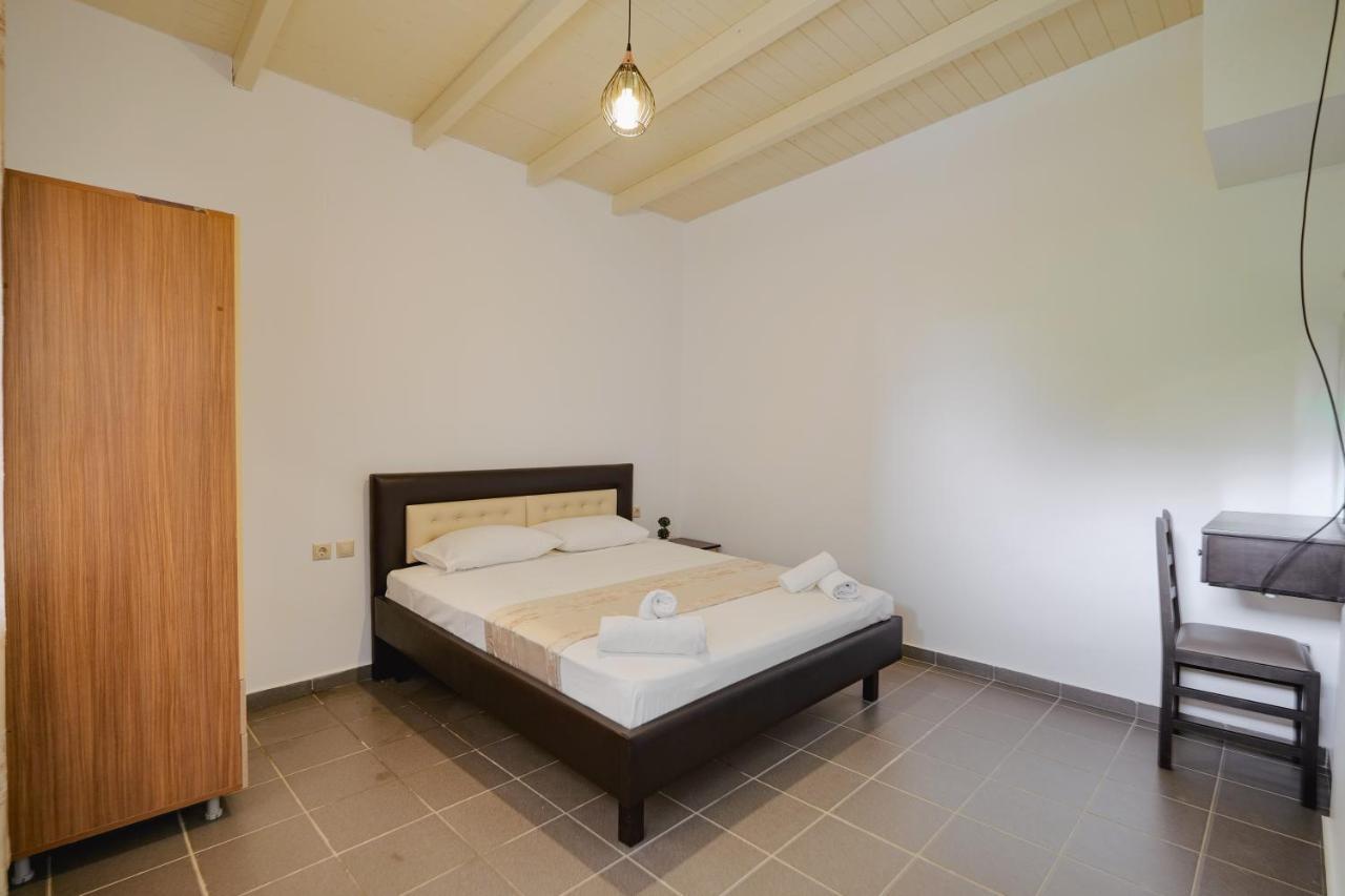 Apartments & Hotel Eleanna Σαράντα Εξωτερικό φωτογραφία