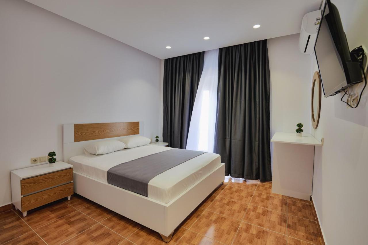 Apartments & Hotel Eleanna Σαράντα Εξωτερικό φωτογραφία